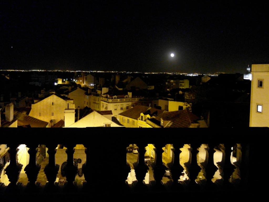 Hostel Graca 28 Lisbon Bagian luar foto